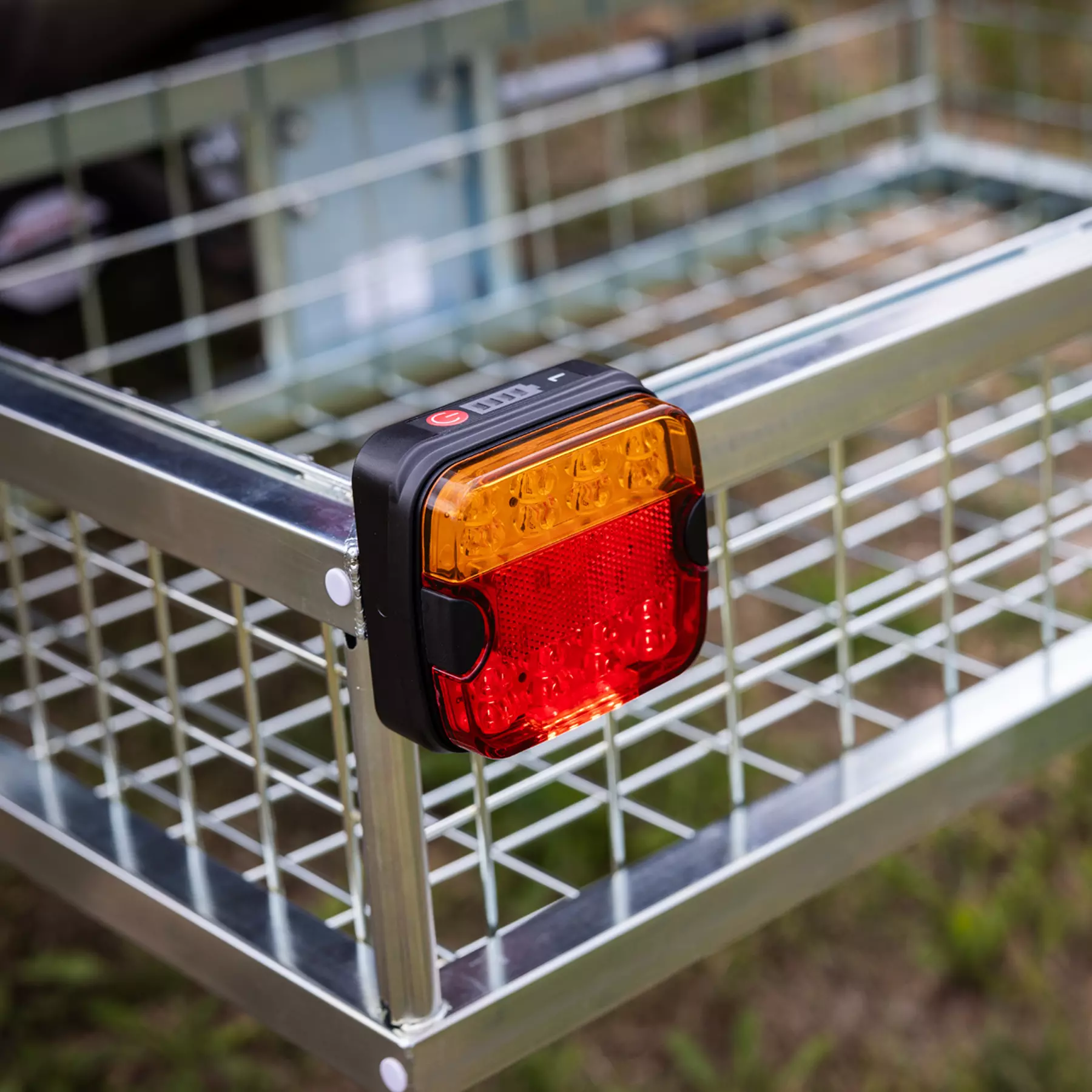Funk LED Anhängerbeleuchtung mit Li-Ion Akku und Magnethalterung,