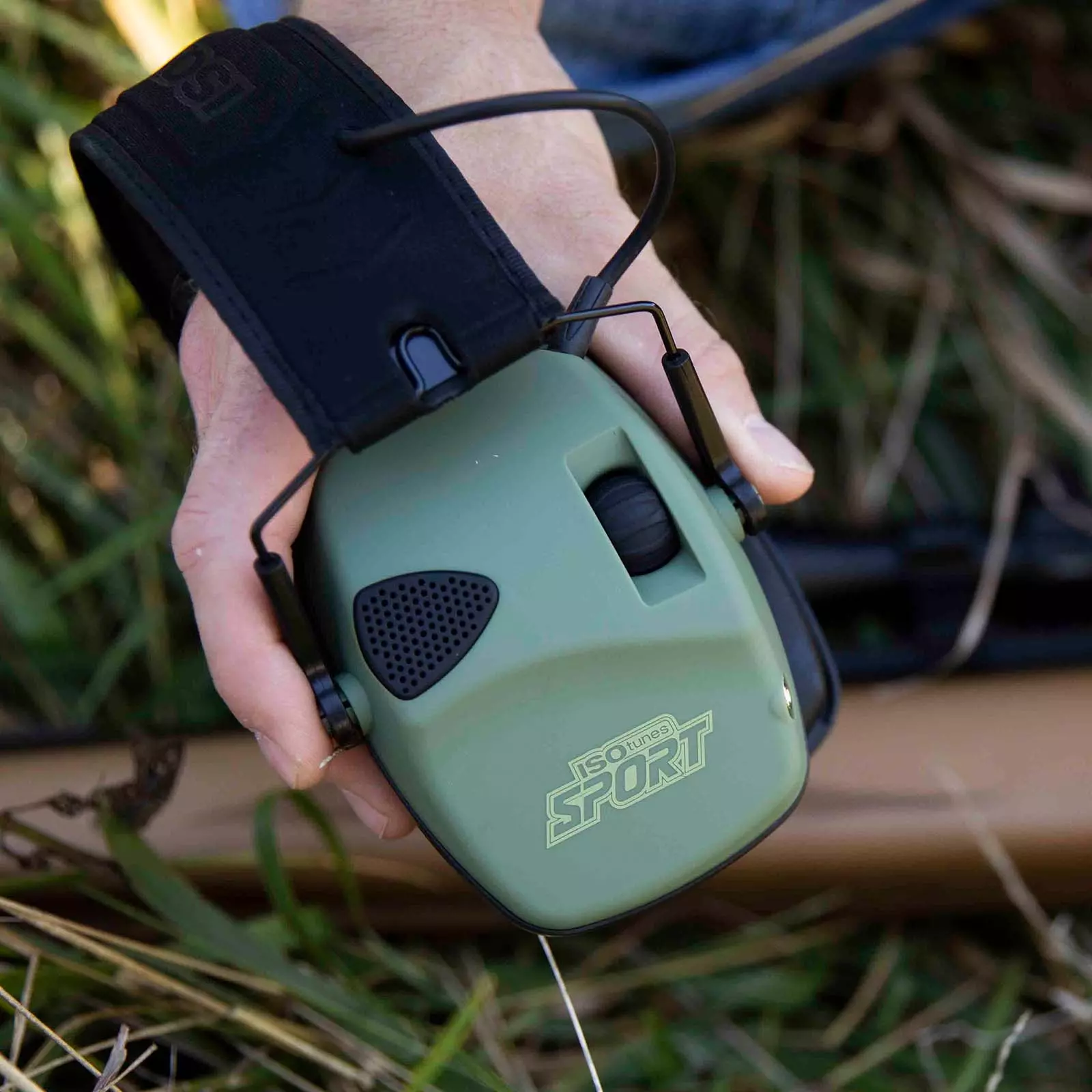 Isotunes Sport Defy Slim Basic Isotunes Sport Defy Slim Basic