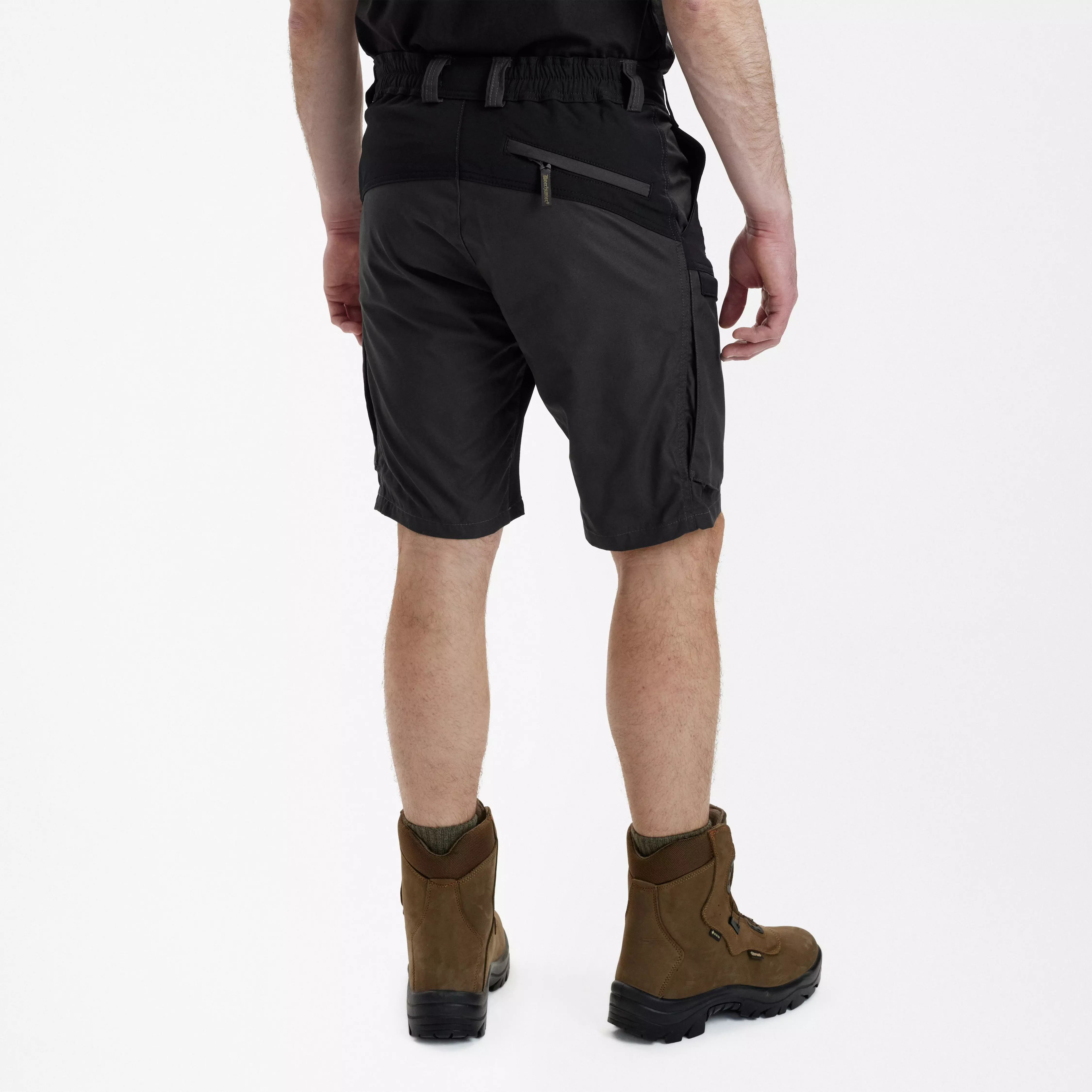 Strike Shorts - Black Ink